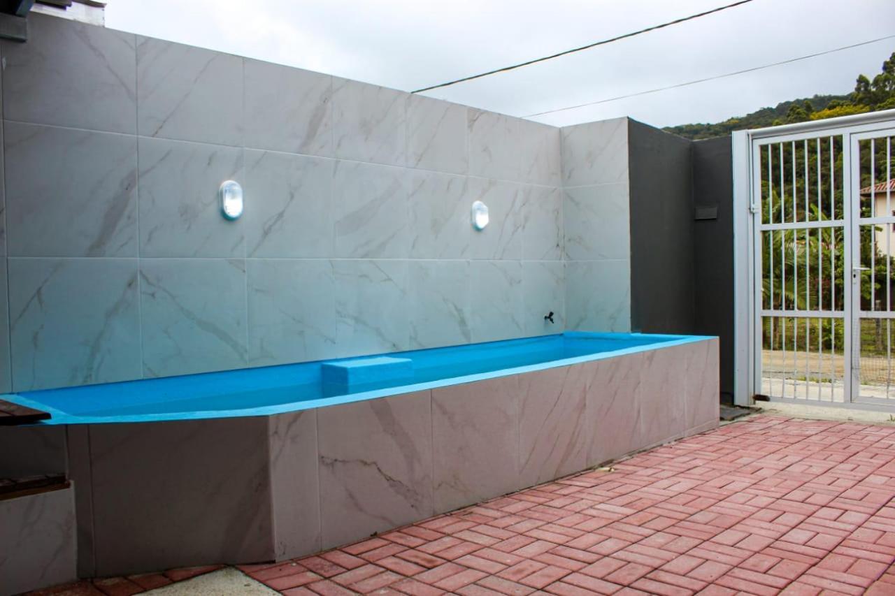 AGATA - CASA INDIVIDUAL COM PISCINA, AR, WI-FI, ATÉ 16 PESSOAS BRUNO KLEMTZ - 10 x sem juros no cartao Villa Itapema Esterno foto