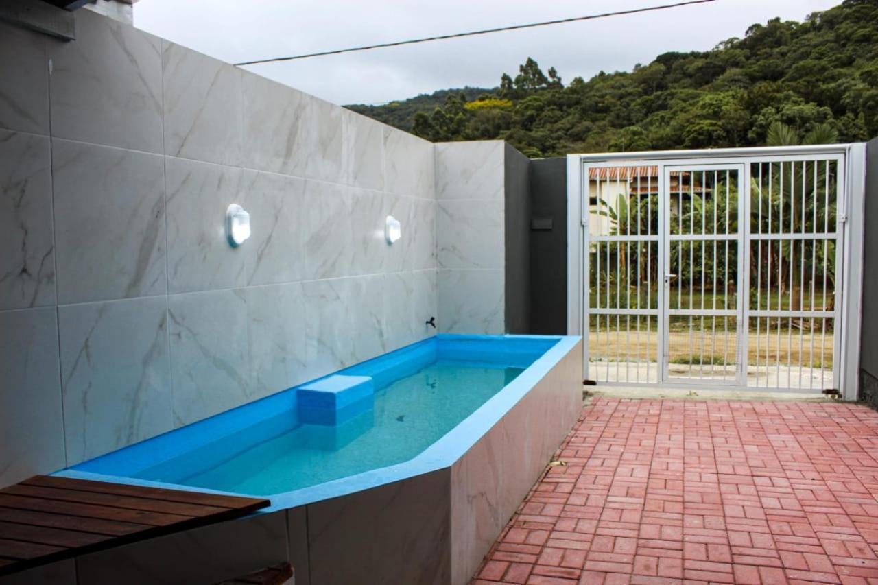 AGATA - CASA INDIVIDUAL COM PISCINA, AR, WI-FI, ATÉ 16 PESSOAS BRUNO KLEMTZ - 10 x sem juros no cartao Villa Itapema Esterno foto