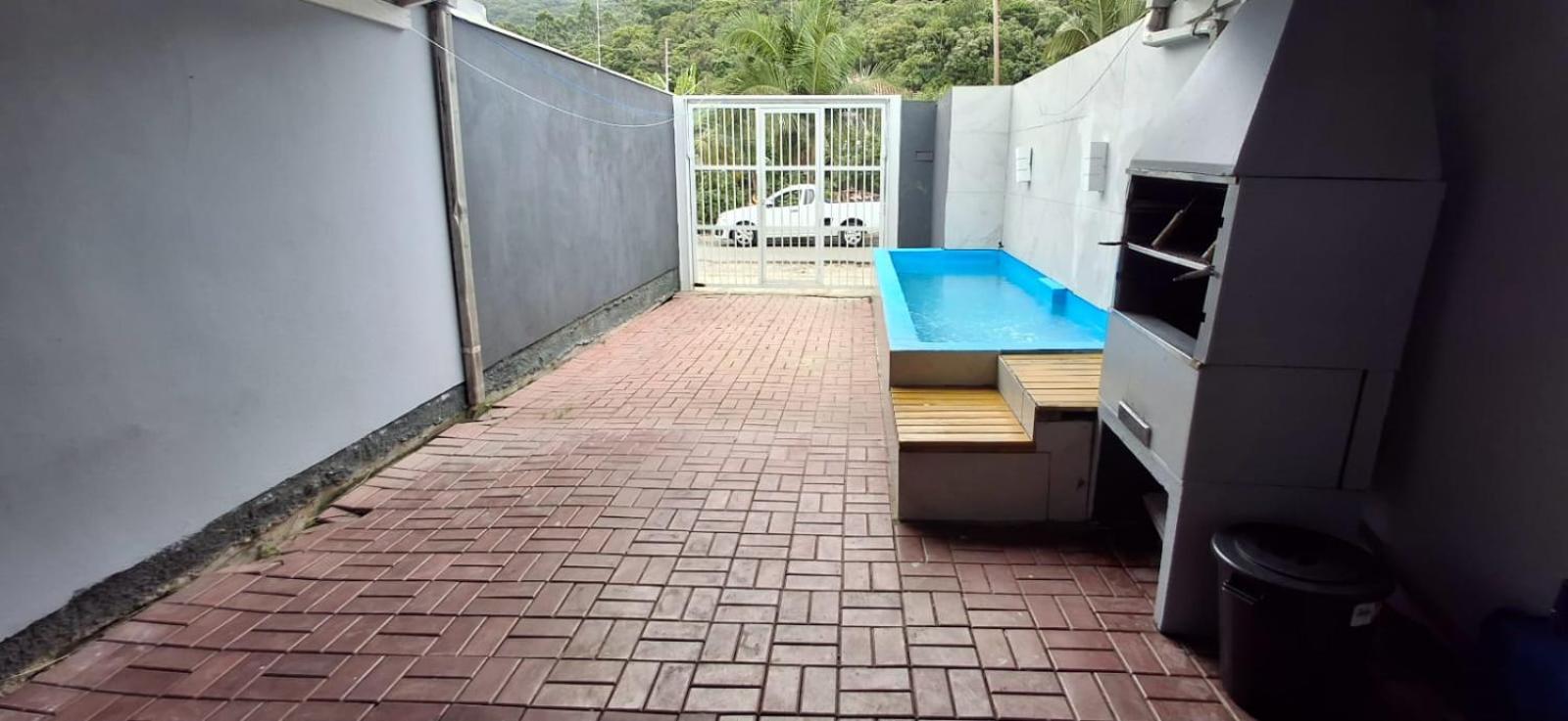 AGATA - CASA INDIVIDUAL COM PISCINA, AR, WI-FI, ATÉ 16 PESSOAS BRUNO KLEMTZ - 10 x sem juros no cartao Villa Itapema Esterno foto